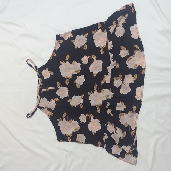 Torrid Georgette Drop Waist Halter Top, Color Floral Black Size 1X - Picture 4 of 15